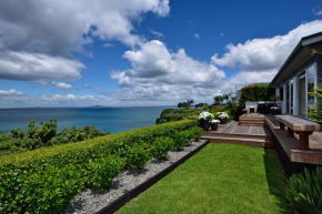 Luxury house with Clifftop Seaview